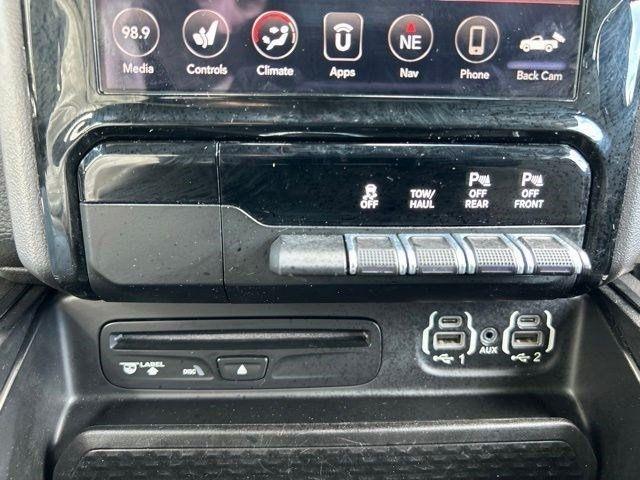RAM 1500 Rebel Crew Cab SB 4WD 2019