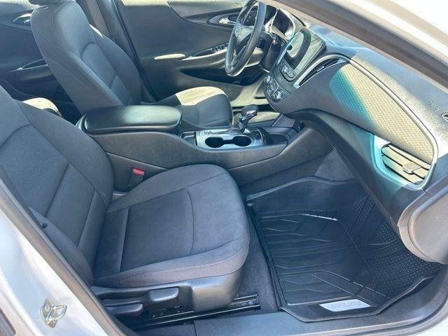 Chevrolet Malibu LS 2023