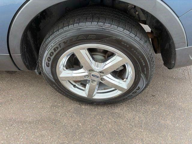 Ford Explorer XLT FWD 2019