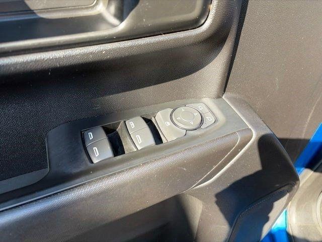 Chevrolet Silverado 1500 Custom Crew Cab 4WD 2024