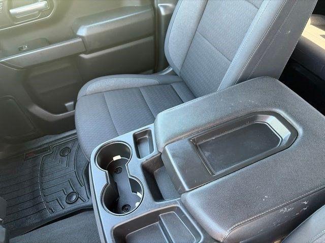 Chevrolet Silverado 1500 Custom Crew Cab 4WD 2024