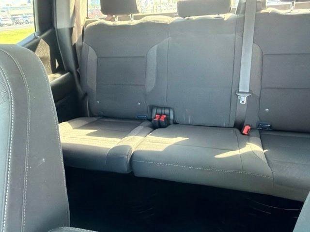 Chevrolet Silverado 1500 Custom Crew Cab 4WD 2024