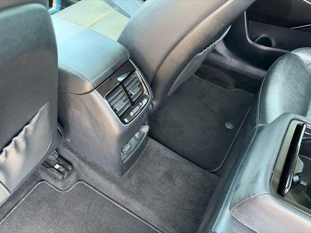 Kia Cadenza Limited 2017