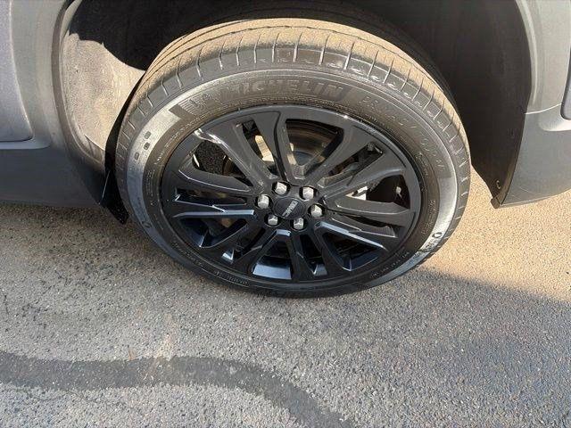 GMC Acadia SLE 2022
