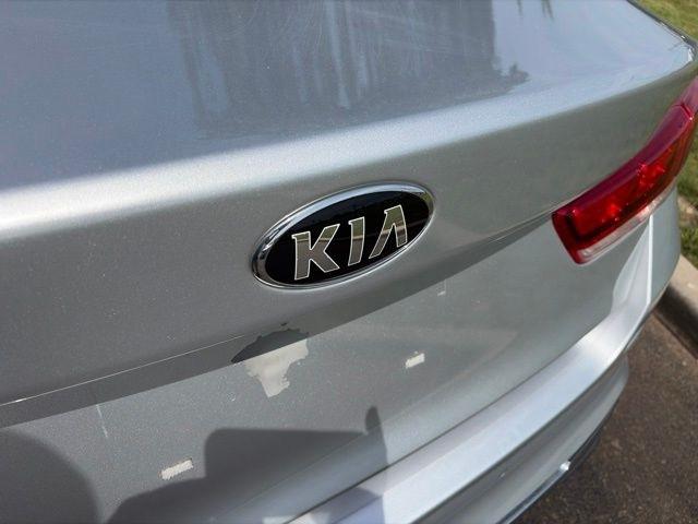Kia Optima LX 2020