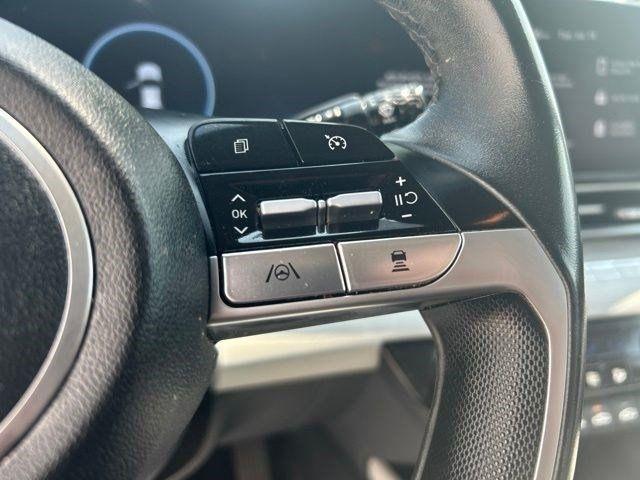 Hyundai Elantra Limited 2023