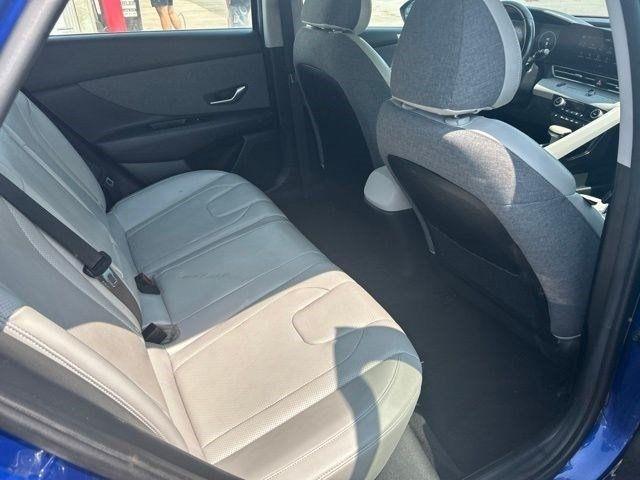Hyundai Elantra Limited 2023