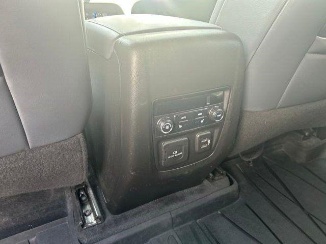 Buick Enclave  2022