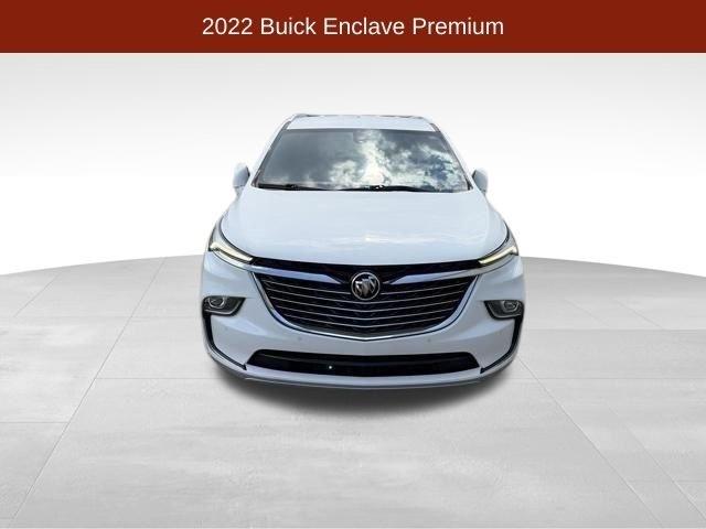 Buick Enclave  2022