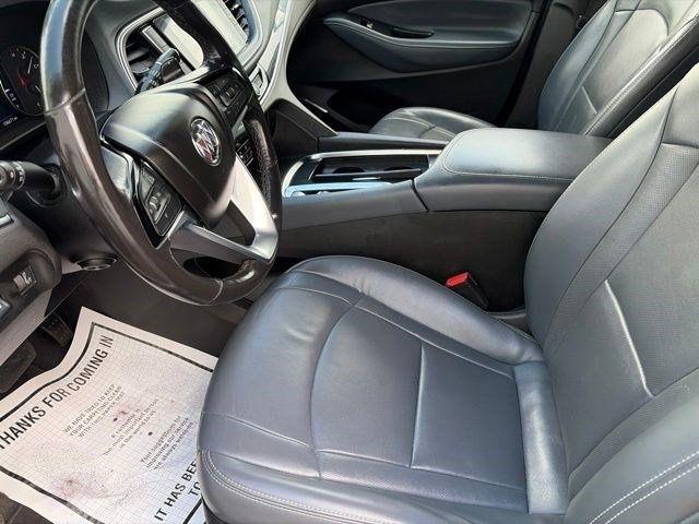 Buick Enclave  2022