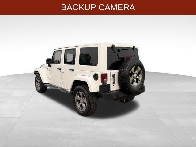 Jeep Wrangler Unlimited Sahara 4WD 2017