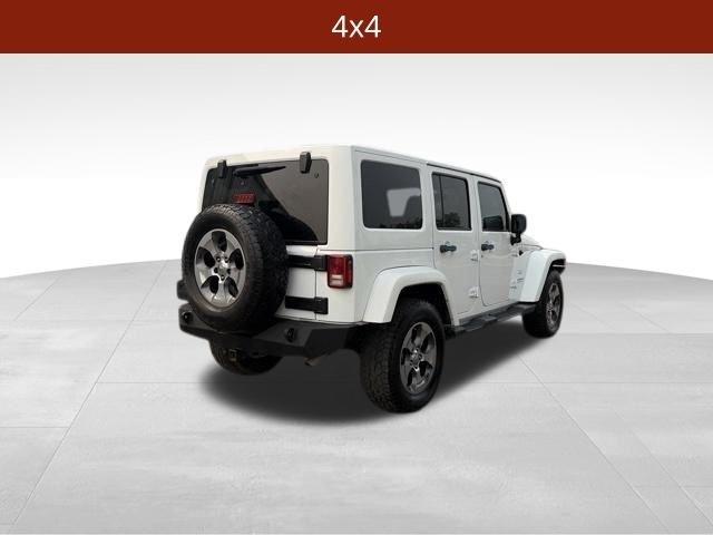 Jeep Wrangler Unlimited Sahara 4WD 2017