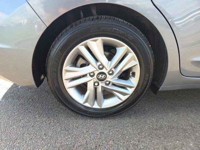 Hyundai Elantra Limited 2019