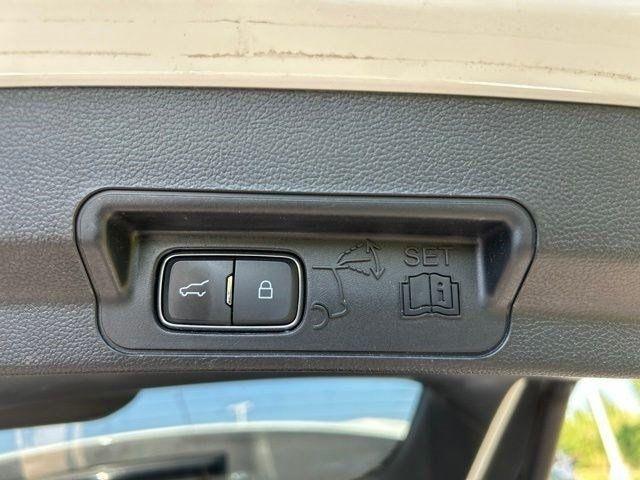 Ford Explorer Limited AWD 2021