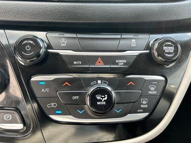 Chrysler Voyager LX 2023