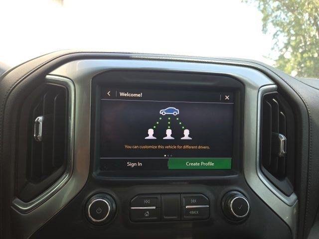 Chevrolet Silverado 1500 RST Crew Cab 4WD 2020