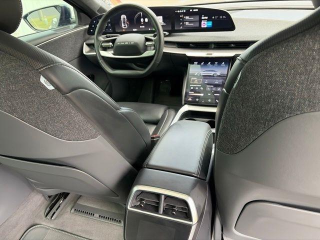 Lucid Air Touring 2024