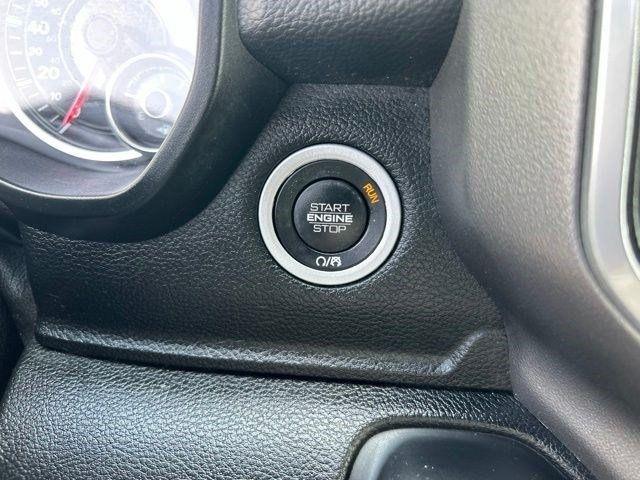 RAM 1500 Big Horn Crew Cab SWB 4WD 2021
