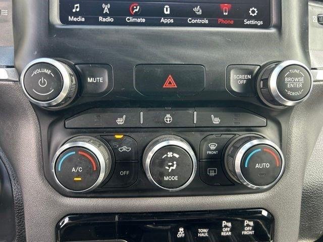 RAM 1500 Big Horn Crew Cab SWB 4WD 2021
