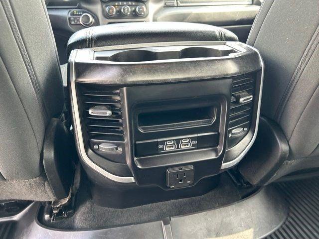 RAM 1500 Big Horn Crew Cab SWB 4WD 2021