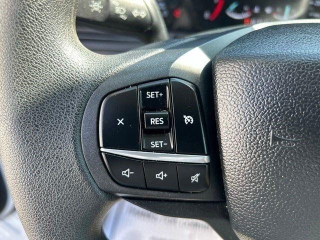 Ford Explorer Base AWD 2023