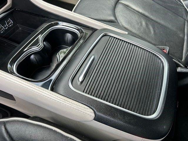 Chrysler Pacifica Limited 2023