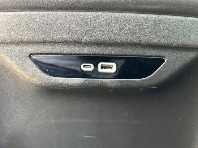 Chrysler Pacifica Touring L 2024