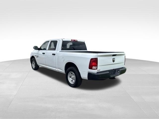 RAM 1500 Classic Tradesman 4x2 Crew Cab 6'4" Box 2023