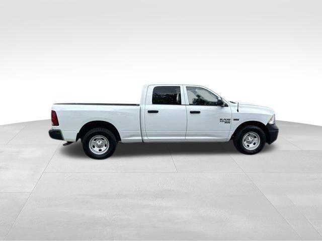 RAM 1500 Classic Tradesman 4x2 Crew Cab 6'4" Box 2023