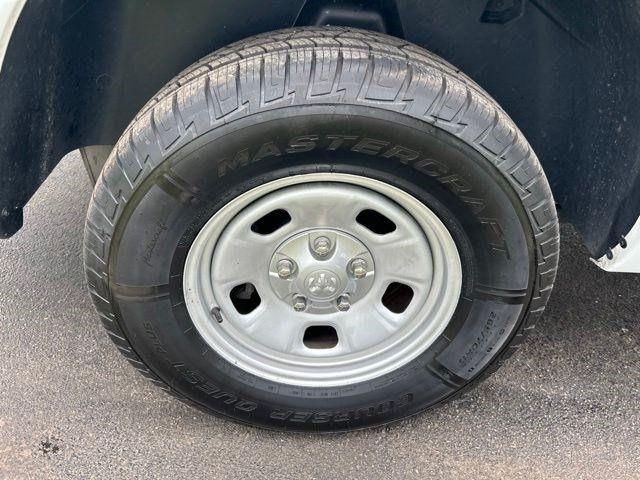 RAM 1500 Classic Tradesman 4x2 Crew Cab 6'4" Box 2023