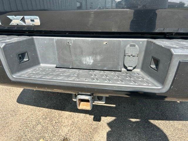 Nissan Titan XD SL 4WD Diesel 2017