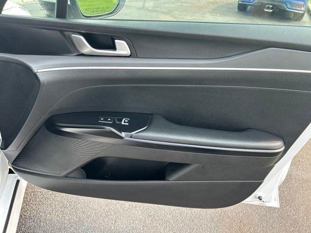 Kia K5 LXS 2023