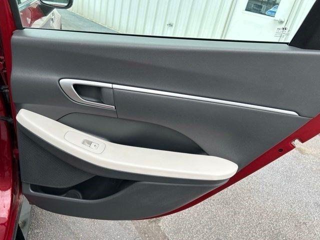 Hyundai Sonata SEL 2025