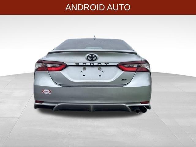 Toyota Camry SE 2023