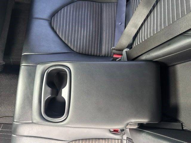 Toyota Camry SE 2023