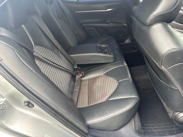 Toyota Camry SE 2023