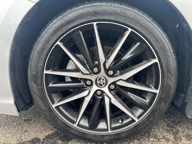 Toyota Camry SE 2023