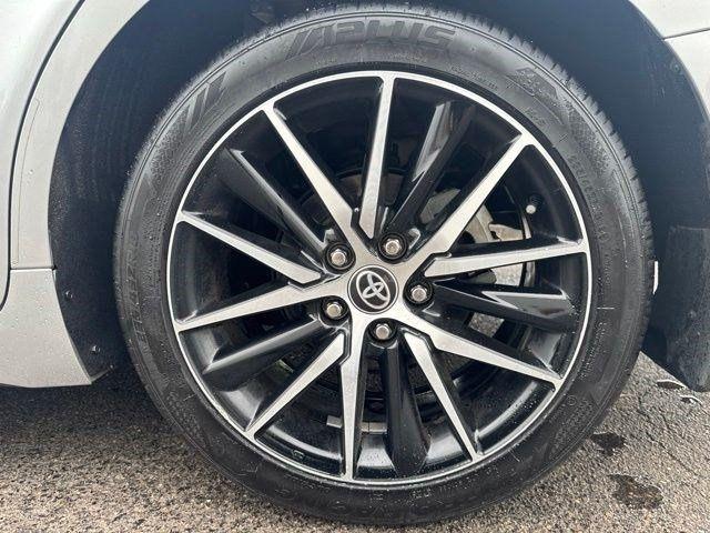 Toyota Camry SE 2023