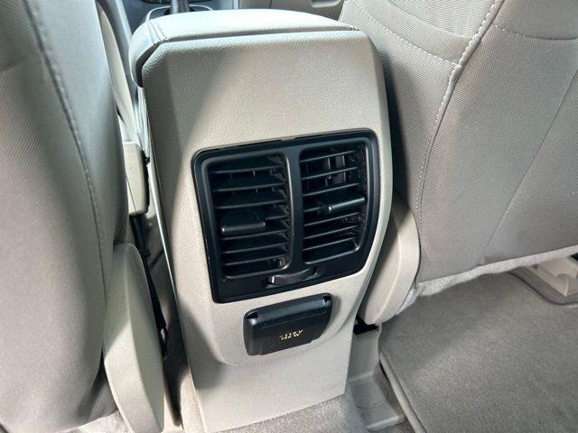 Ford C-Max Hybrid SE 2014