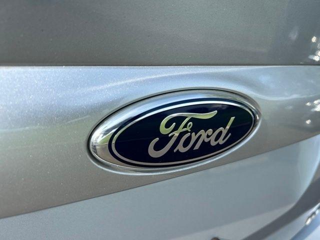 Ford C-Max Hybrid SE 2014