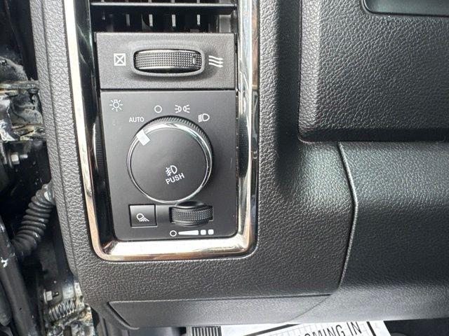 RAM 1500 Sport Crew Cab SWB 4WD 2018