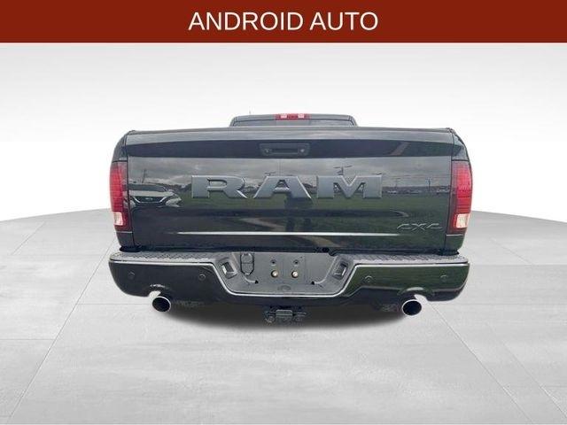 RAM 1500 Night 4x4 Crew Cab 5'7" Box 2018