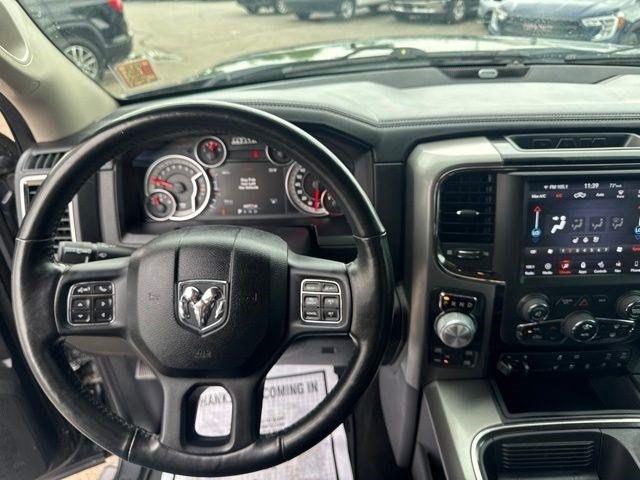 RAM 1500 Night 4x4 Crew Cab 5'7" Box 2018
