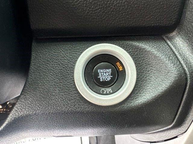 RAM 1500 Night 4x4 Crew Cab 5'7" Box 2018