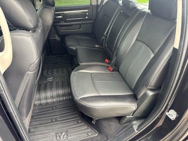 RAM 1500 Night 4x4 Crew Cab 5'7" Box 2018