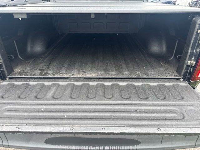 RAM 1500 Night 4x4 Crew Cab 5'7" Box 2018