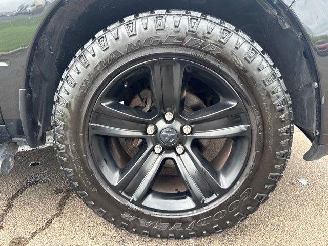RAM 1500 Night 4x4 Crew Cab 5'7" Box 2018