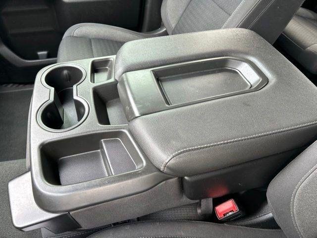 Chevrolet Silverado 1500 Custom Crew Cab 4WD 2023