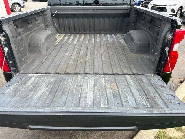 Chevrolet Silverado 1500 Custom Crew Cab 4WD 2023