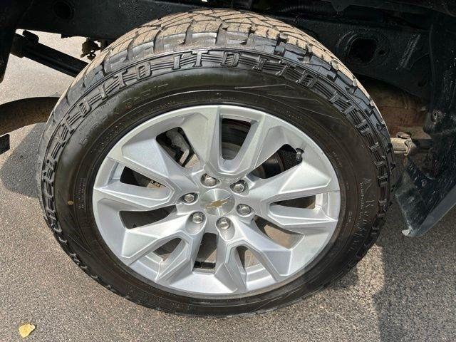 Chevrolet Silverado 1500 Custom Crew Cab 4WD 2023